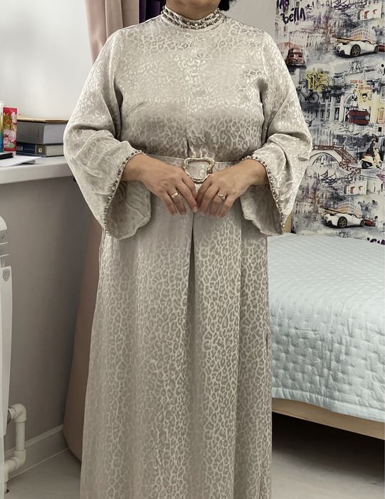 Вечернее платье макси шикарное