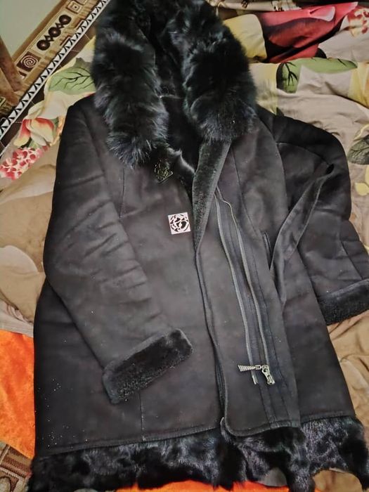 Qishgi palto ayollar uchun