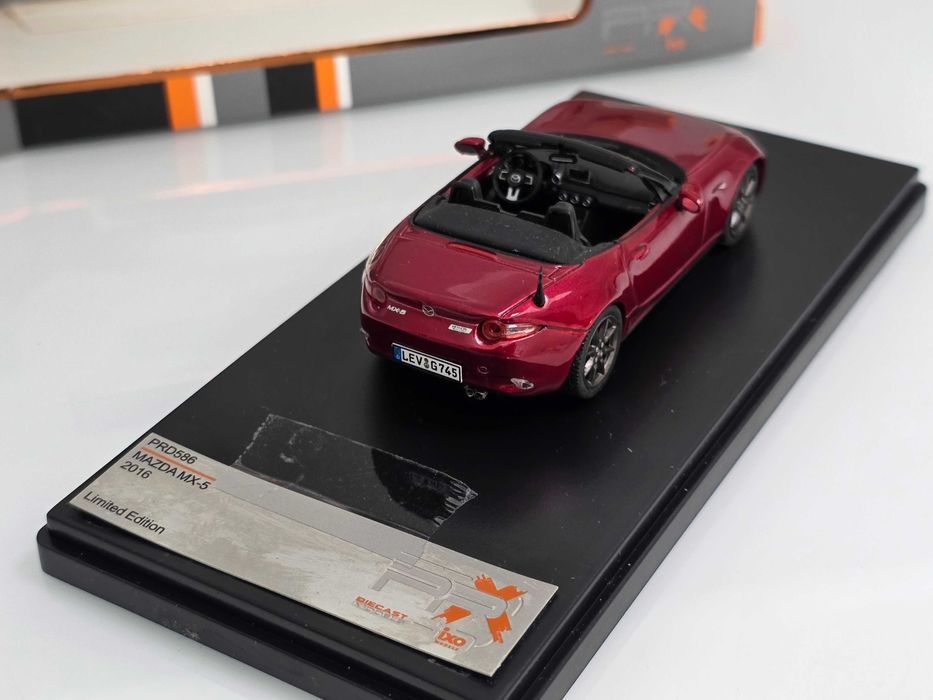 Macheta Auto 1/43 PR By IXO Mazda MX-5 2016