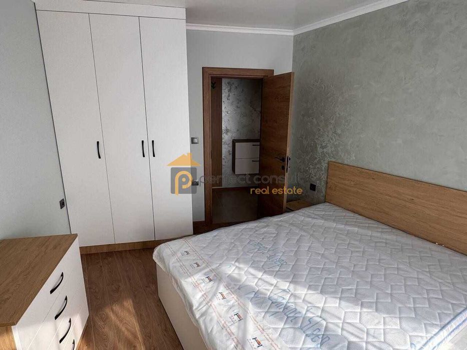 Продава се Тристаен апартамент в Пловдив, Христо Смирненски - 102 кв.м за 1275 €/кв.м - Снимка #7