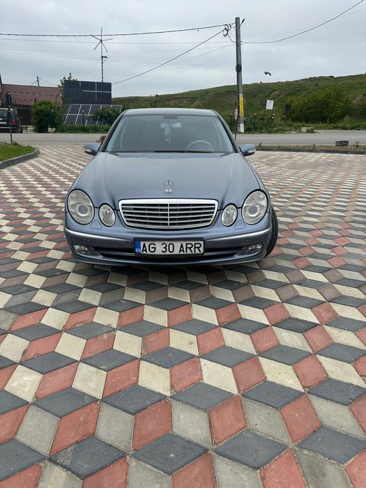 Dezmembrez mercedes e-class 2.2 diesel 150 capota bara  cutie automata