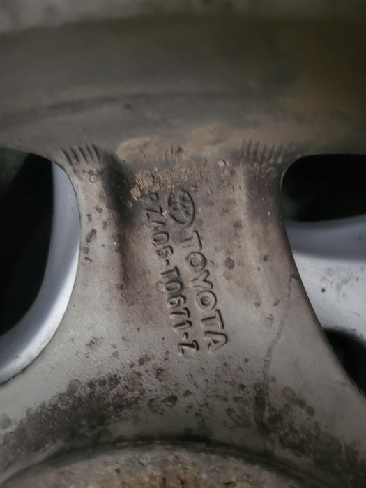 Титанка на тайота.