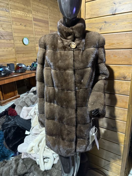 Продам новый норковый полушубок