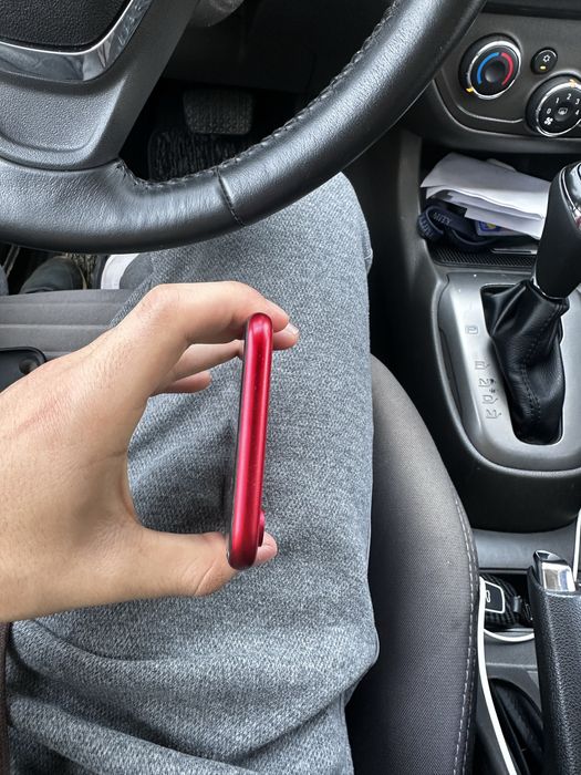 iphone xr (red)