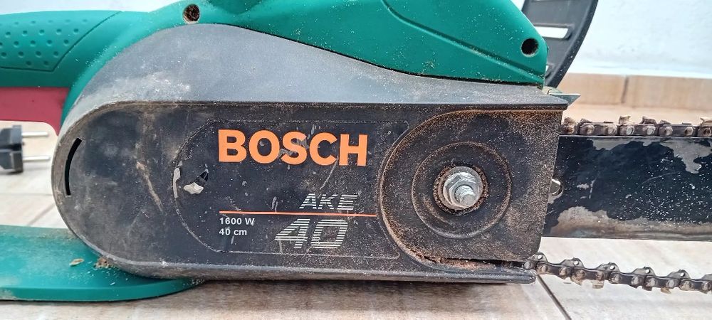 Drujbă electrica Bosch 40 cm