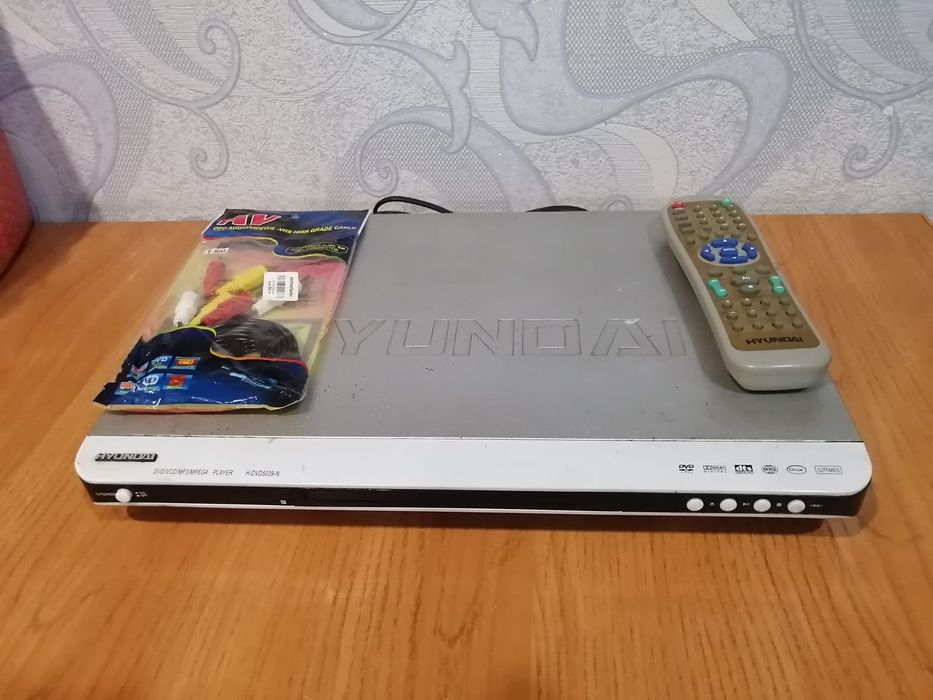 Продам DVD- Проигрыватель HYUNDAI