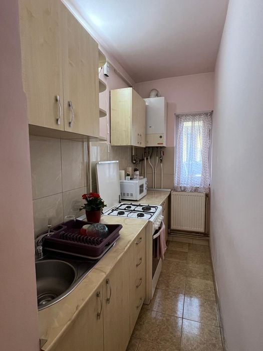 Închiriez garsonieră pentru o singură persoană