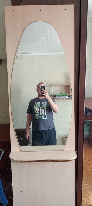 Зеркало в  прихожую
