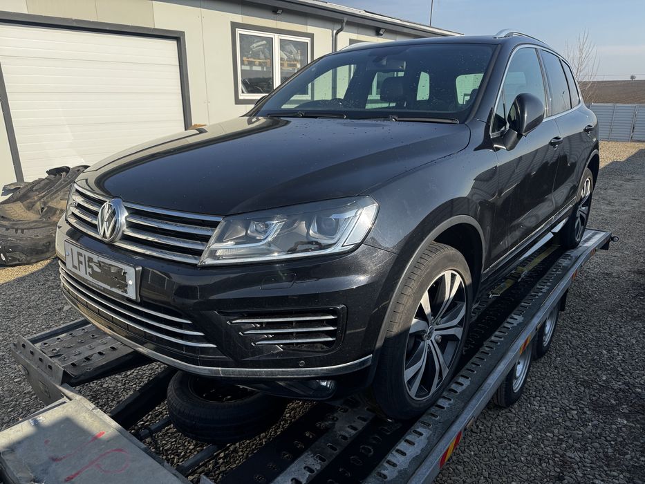 Dezmembrez Touareg 7p facelift 3.0 tdi cvv euro 6 r line plafon negru