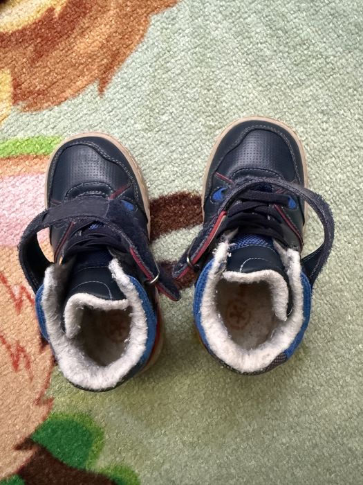 Biomecanics кожени маратонки 24 номер