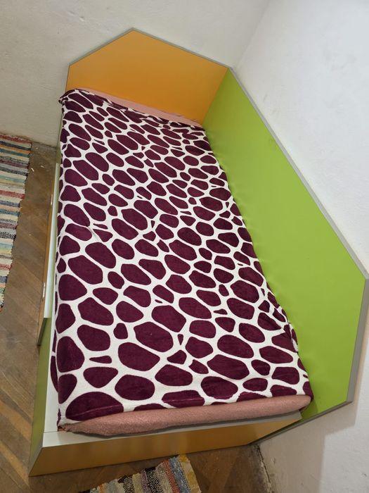 Pat+birou+comoda+noptiera copii