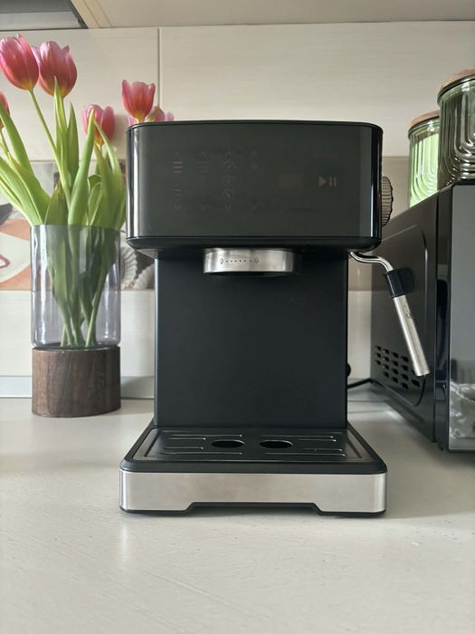 Expres de cafea 3 in 1 , nou fără etichetă.