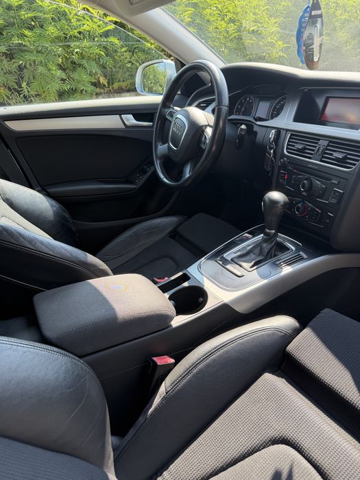 Vand Audi A4 B8 2011 Negociabil