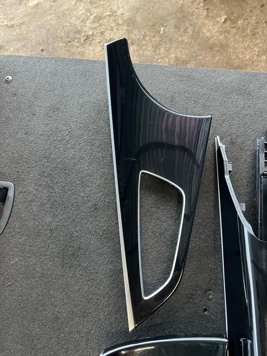 Комплект интериорни лайсни AUDI A6 C7 4g колплект множе и на бройка