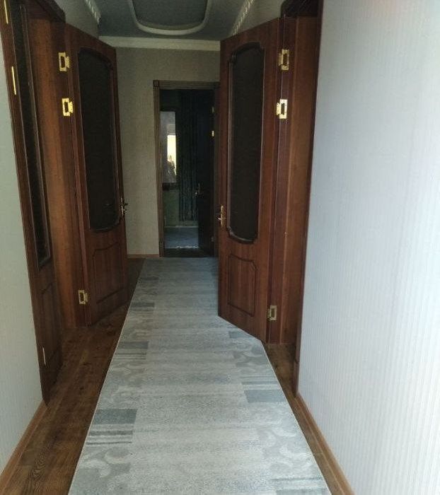 Olmozor oxunboyevda 2 sotu 4 xona + oshxona toza uy srochniy variyant