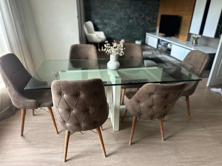 Трапезна маса с 6 стола