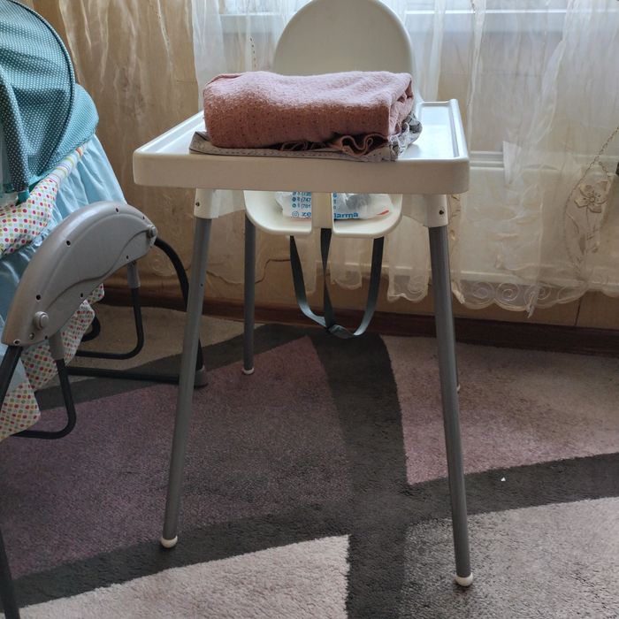 Кормящий столчик