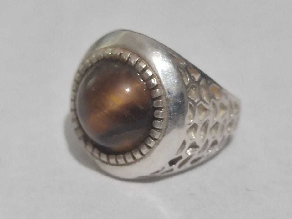 Кольцо серебряное с камнем ТИГРОВЫЙ ГЛАЗ, разм.16,5