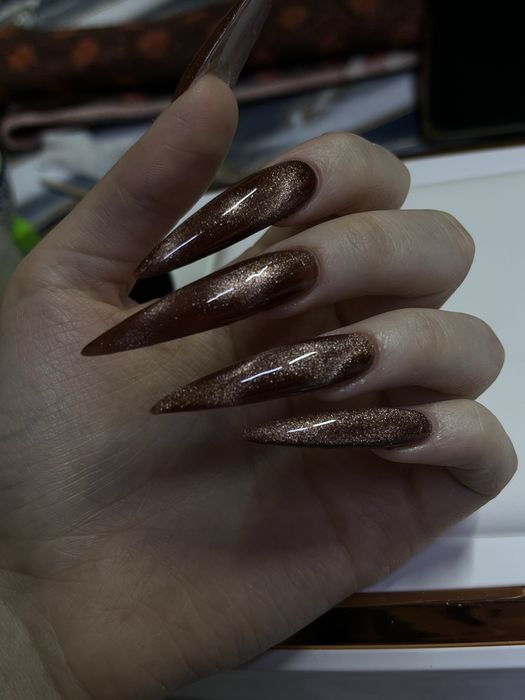 Маникюр / педикюр