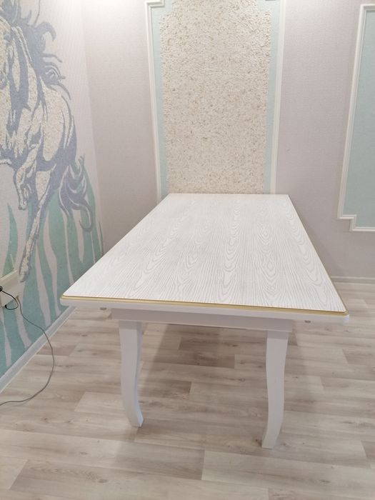 Продам за 100000тг стол обеденный, 2м х 1м