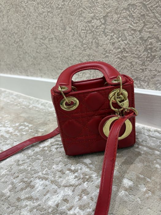 Sumka dior qizil