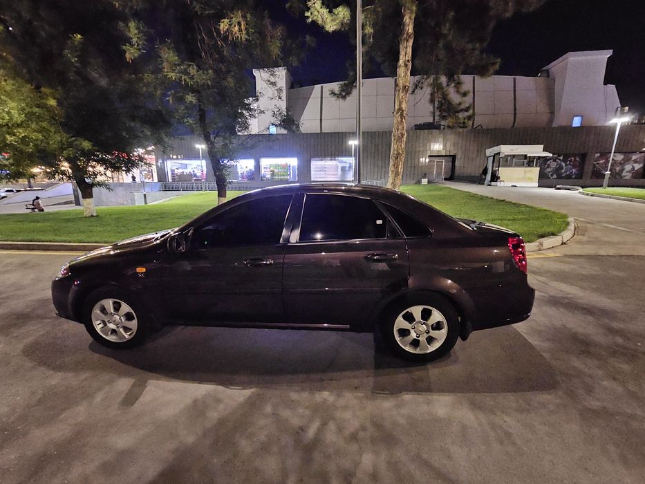 Gentra 2018/2019 zavod gazligi 90.000 probeg