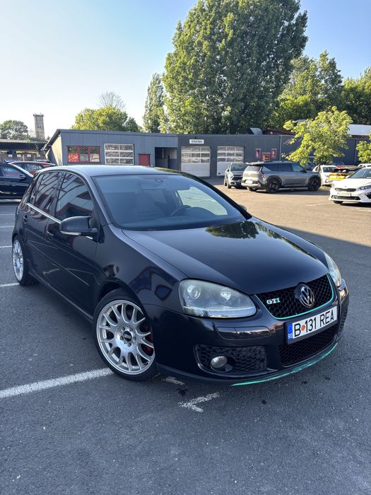 Volkswagen Golf GTI Mk5