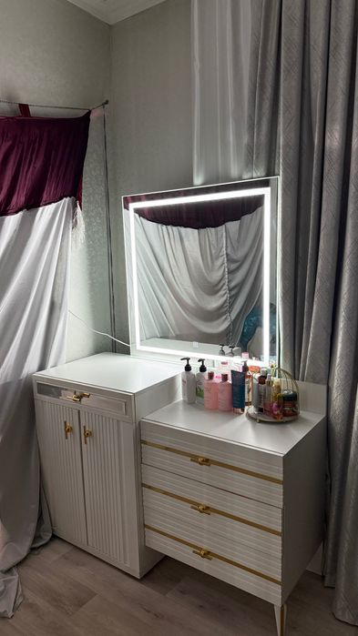 Туалетный столик