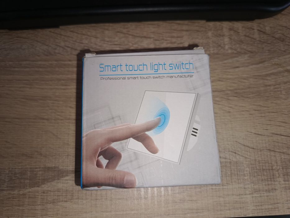 Întrerupător cu touch