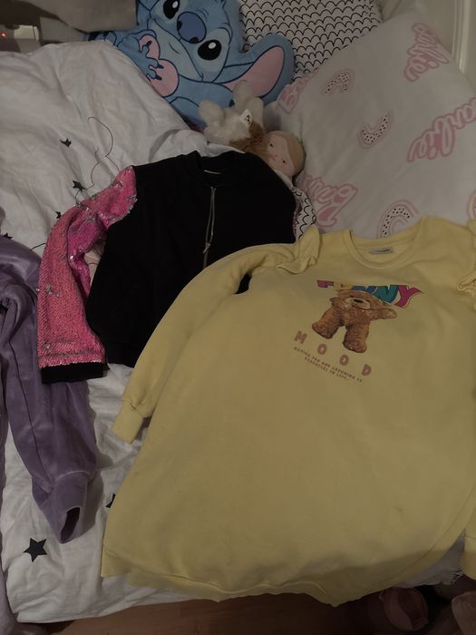 Детски дрехи  всичко по 5 евро