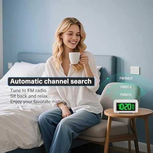 Дигитален Радио Часовник с Аларма Голям Дисплей 7 Цвята Ярък LED Екран