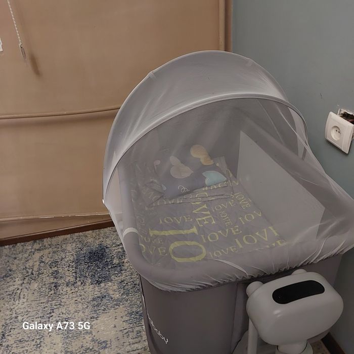 Yengi ishlatilmagan karobkasi bor.Coolbaby olingan boyicha turibdi 3.4
