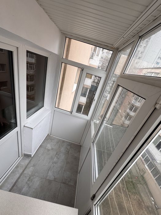 Inchiriez apartamen cu doua camere