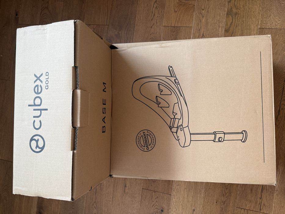 Стол за кола и база Cybex