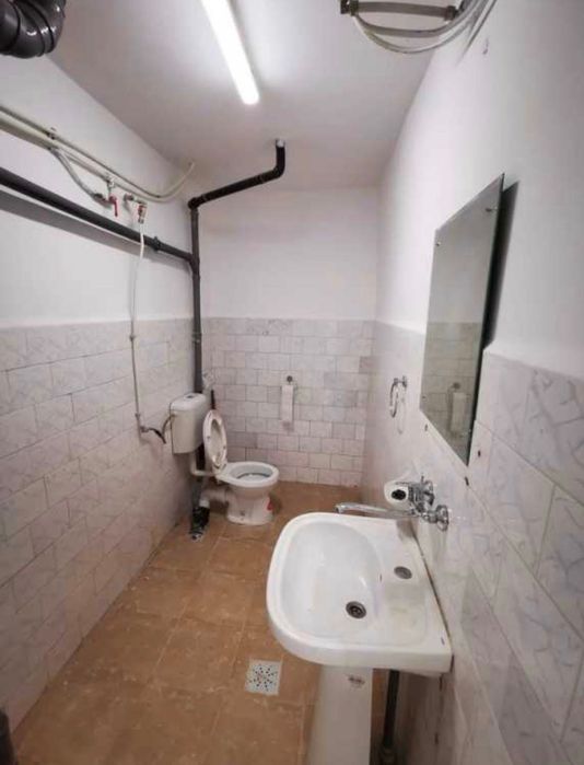 Spatiu de închiriat Craiova Str. Calea Bucuresti