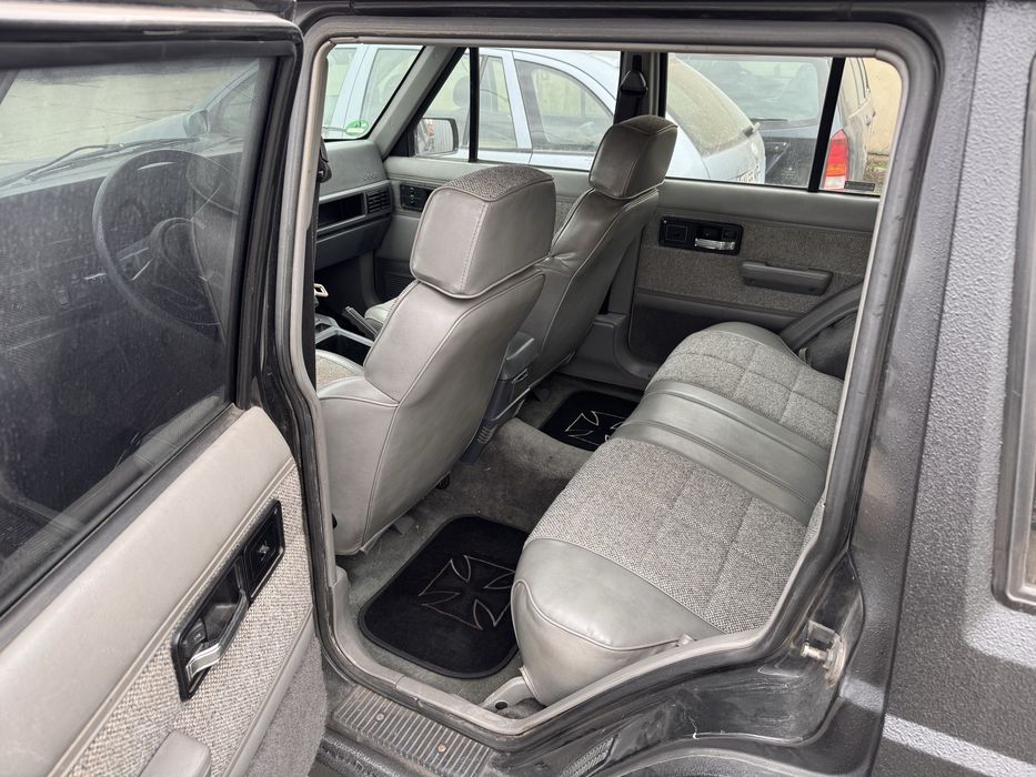 Schimb xj 4.0 manual cu navara d40
