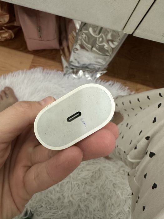 Зарядка на айфон