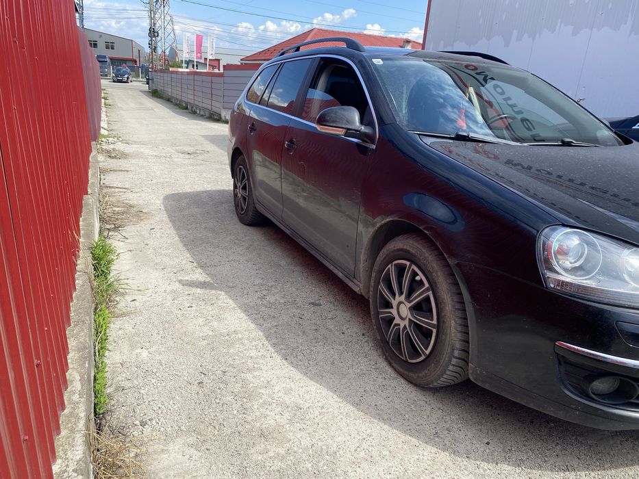 Dezmembram Volkswagen Golf 5 Variant