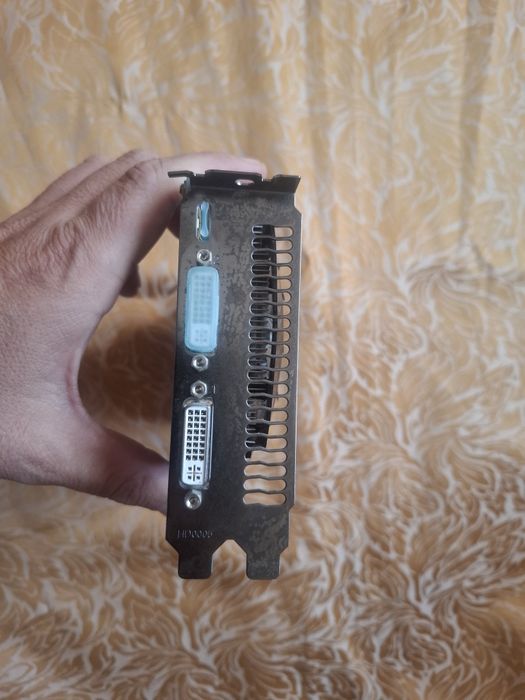 Vând placa video gtx 560 ti