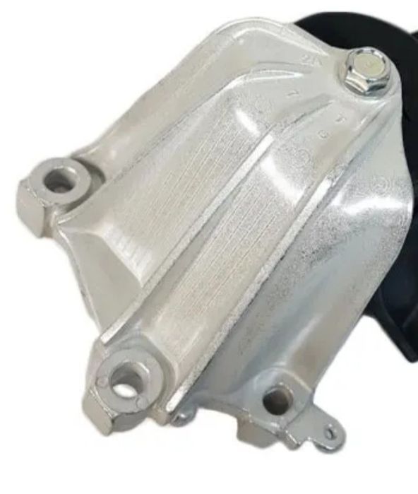 Honda accord 08-09 кронштейн крепления подушки двигателя