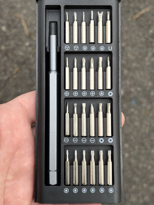 Set șurubelnițe pentru telefoane.include (Y 0.6)