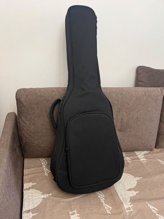Гитара Yamaha с чехлом