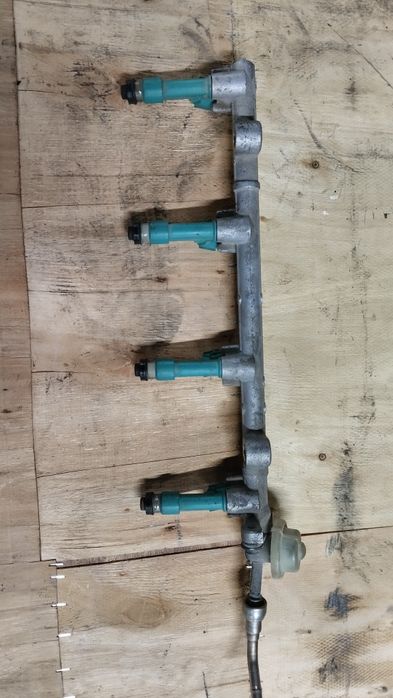 Форсунки Тойота 2аз фе 2.4 литра