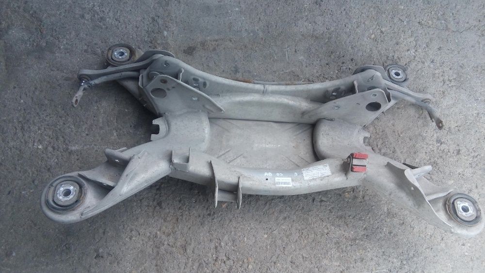 Ауди А8 Д3 Audi A8 D3 Файтон Phaeton заден мост / задно магаре