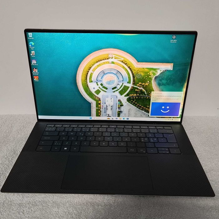 laptop workstation dell xps 15 9510 i7 11800h rtx 3050 Ti ssd 512gb 4K touch