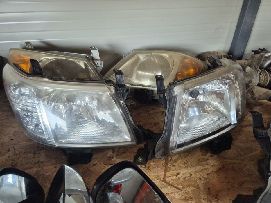 Far/Faruri Toyota Hilux 2012-2015