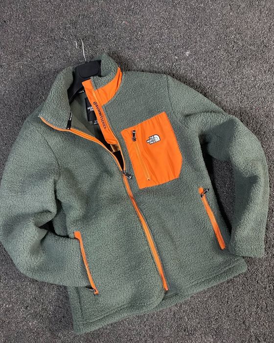 The North Face спортивная одежда! XXL