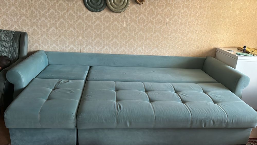 Продается 3м диван
