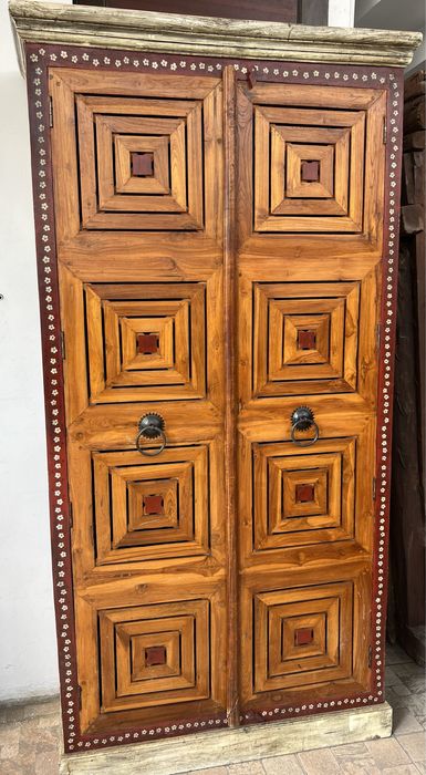 Dulap din lemn, pictat manual, import India