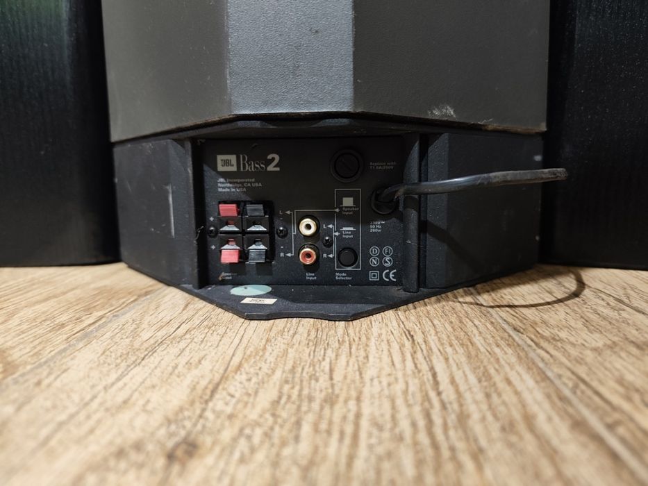 Boxe JBL LX800 / Bass2